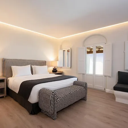 Nero By Nomee Hospitality Group Imerovigli (Santorini)