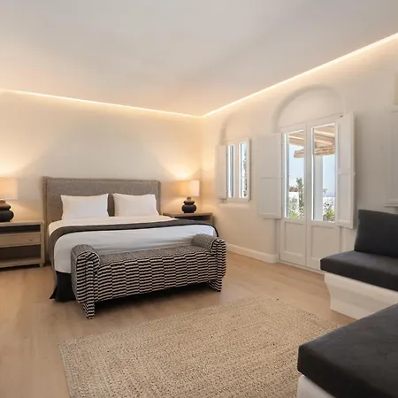 Nero By Nomee Hospitality Group 5* Imerovigli (Santorini)