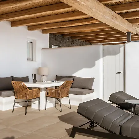 Nero By Nomee Hospitality Group 5* Imerovigli (Santorini)